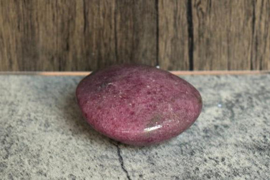 Rhodonite (For Discovering True Talents) - Palm Stone