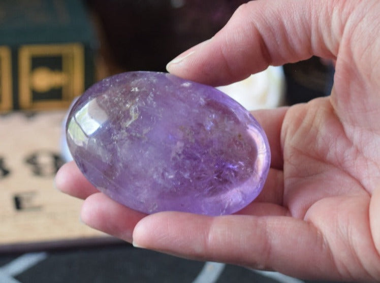 Amethyst (For Breaking Bad Habits) - Palm Stone