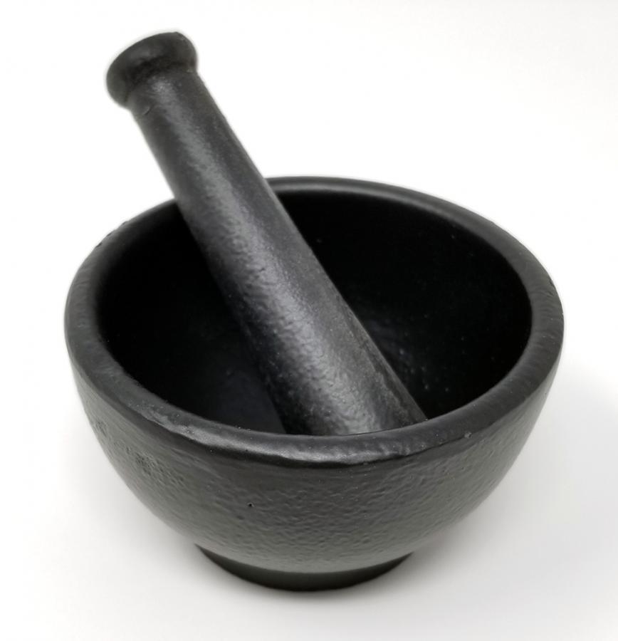 Cast Iron Cauldron with Pestle