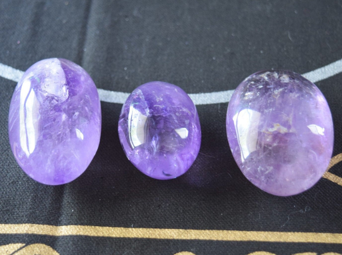 Amethyst (For Breaking Bad Habits) - Palm Stone